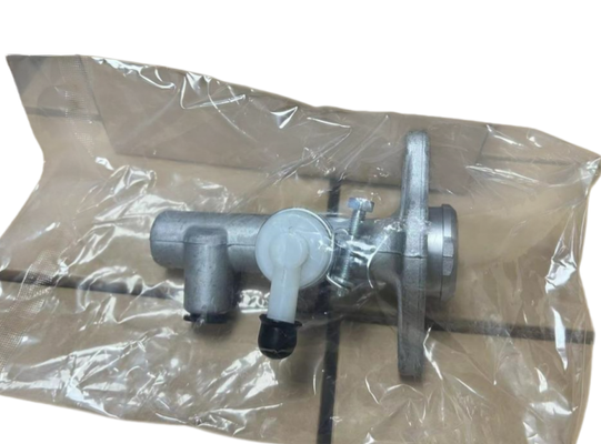 Cilindro maestro de embrague de alta calidad 31401-37011 31401-37020 HINO 300 Dutro S05C N04CT N04C Dyna/Toyota para piezas Hino 300