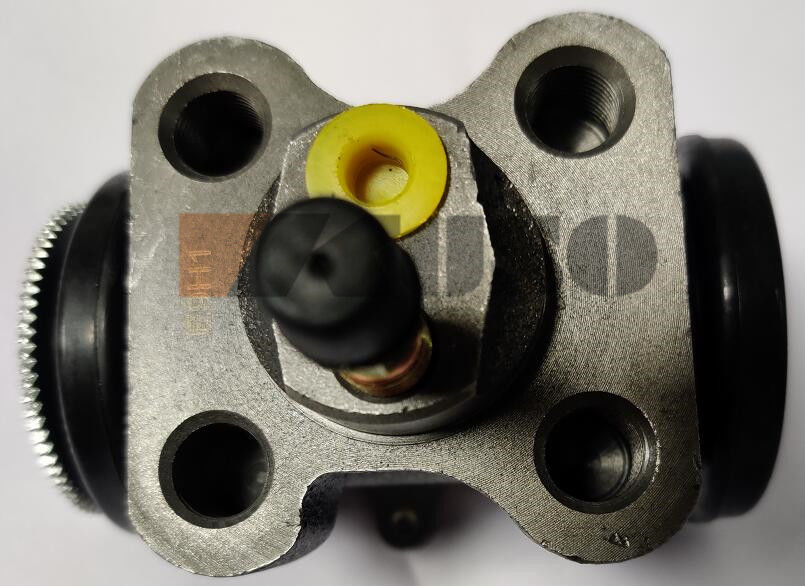 Cilindro de rueda de freno del OEM 8-97358880-0 para el DUENDE NPR 4HF1 4HG1 de ISUZU